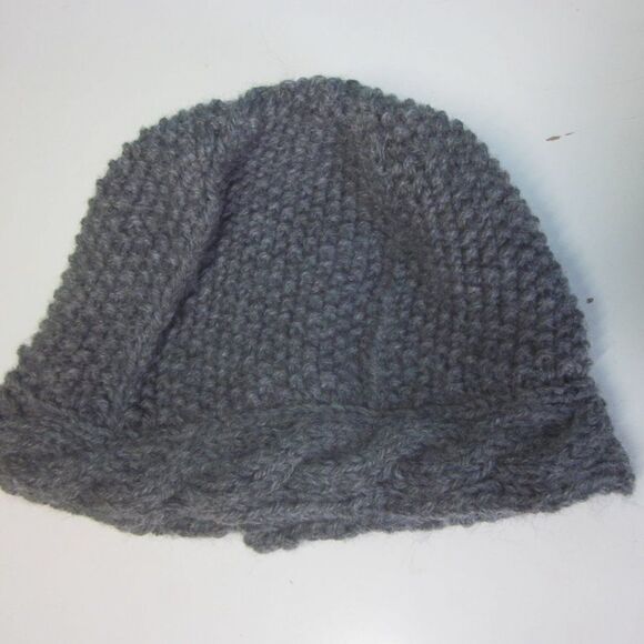 Hand knit wool hats - Set of 3 main image 6